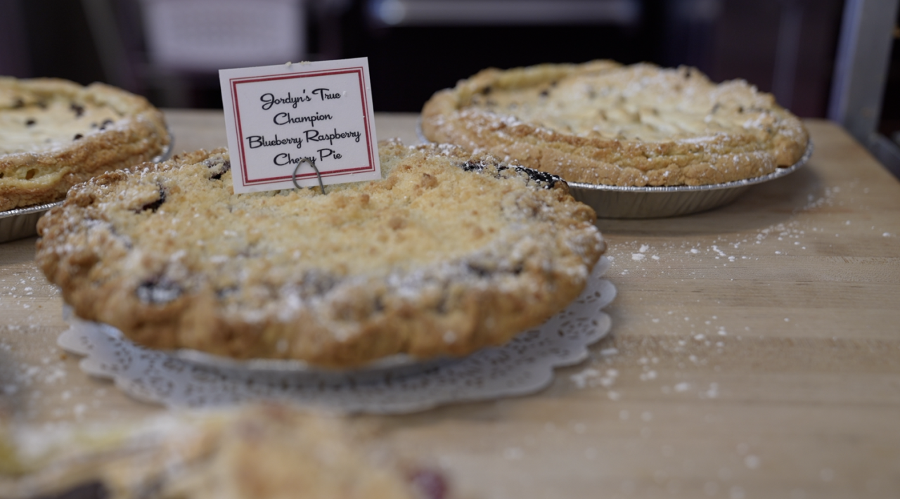 Sweetie-Licious in DeWitt celebrates Pi Day