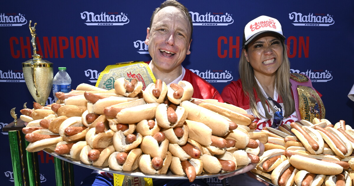 Famous hot-dog-eating contest to host qualifying round in West Michigan - Vimarsana News