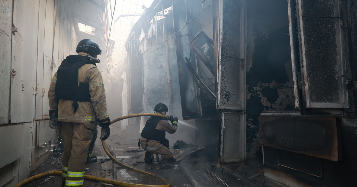 Strikes kill 4 in Ukraine after Moscow rejects German calls to de-escalate