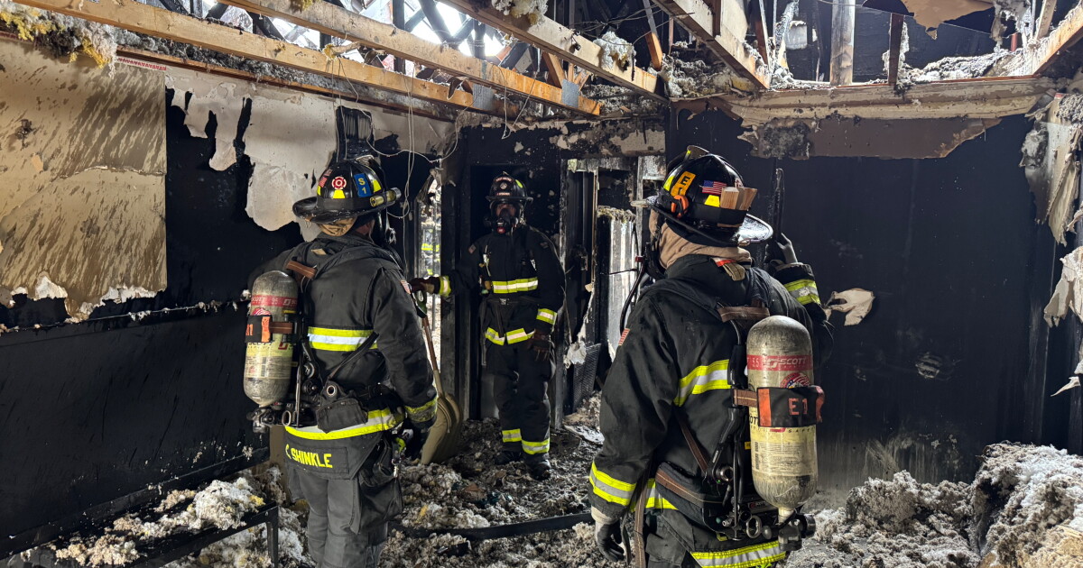 30 people displaced, pets rescued in Lakewood apartment fire Saturday