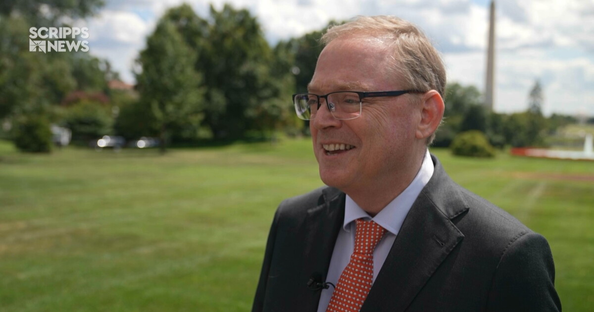 White House economist: $200B in tariff revenues are supporting social ...