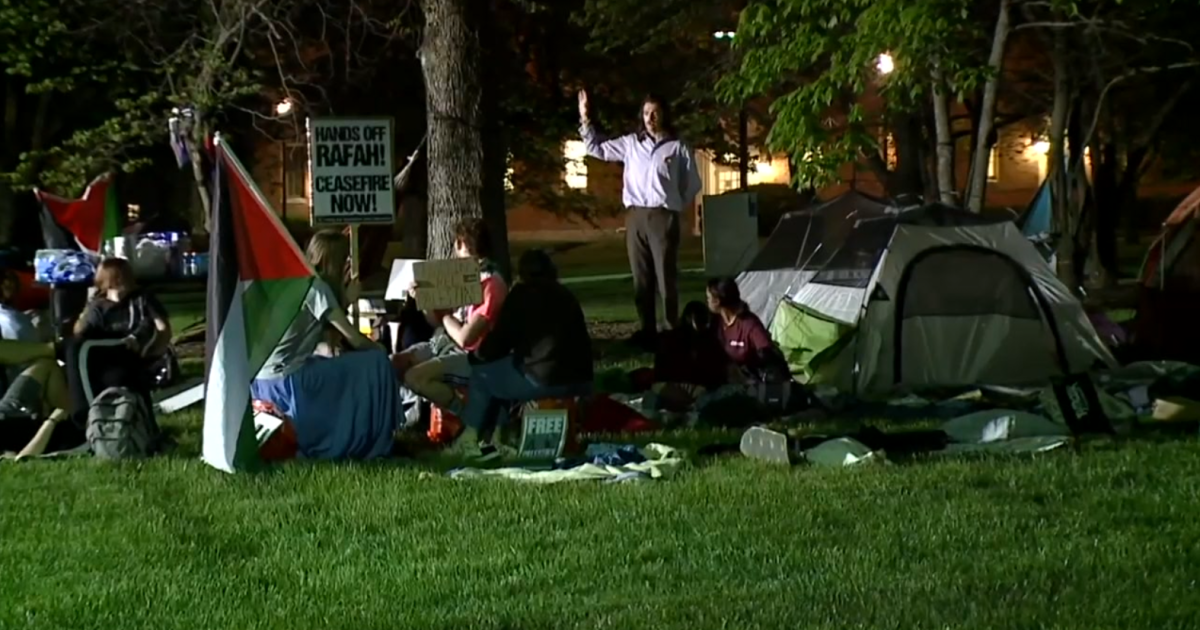 Miami University students set up encampment to protest the war in Gaza - Vimarsana News