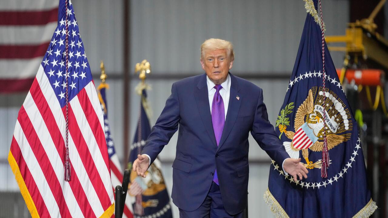 Trump Sets 10-15 Day Deadline for Iran Nuke Deal