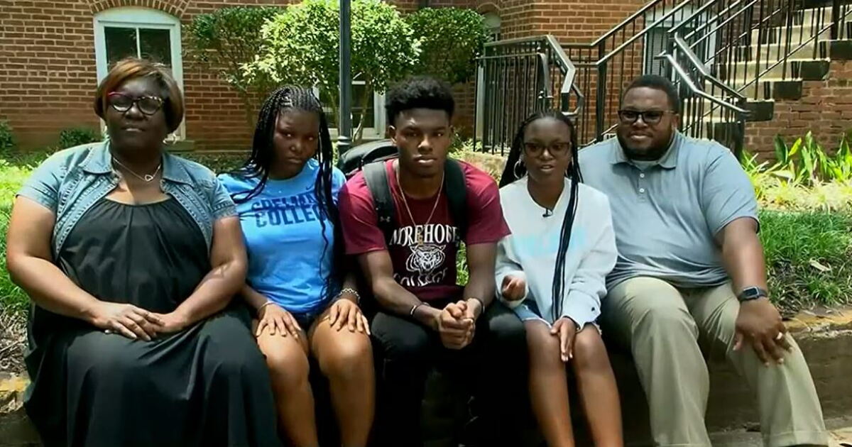Triplets to attend college together: 'It's just so surreal' - Vimarsana News
