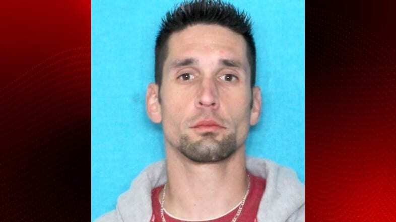 Lafayette man remains wanted for holiday package thefts