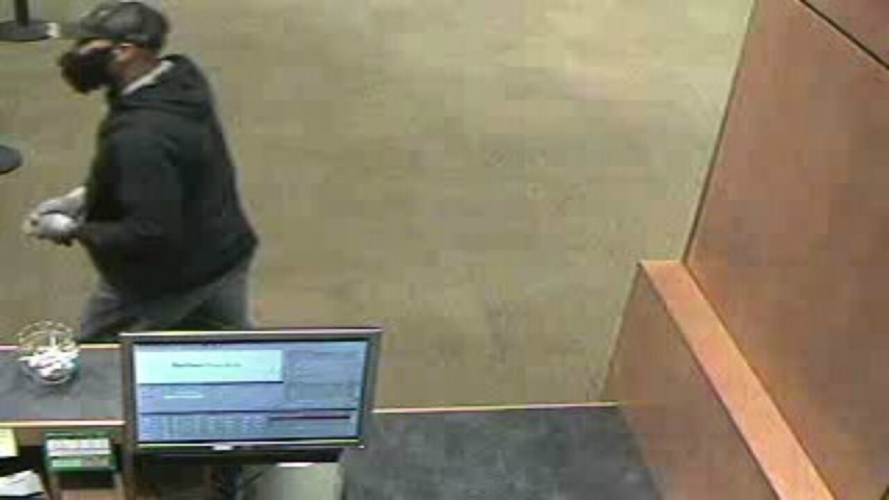 Winter Haven Police Search For Armed Bank Robber Who Terrorized