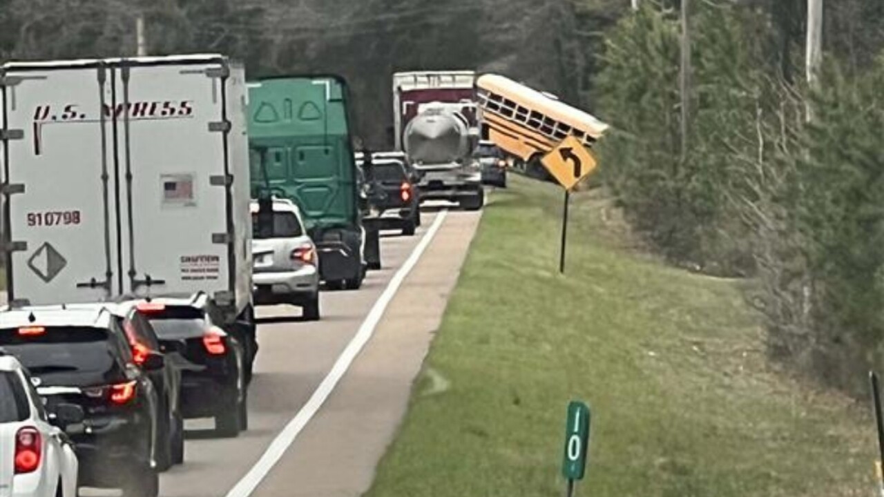 2 students killed in crash involving a Kenwood Middle School bus