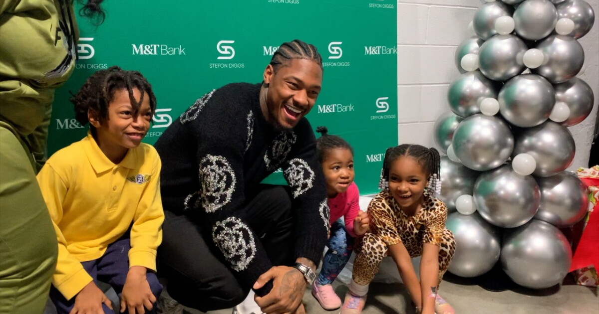 Diggs partners with M&T Bank to give back to underserved families - Vimarsana News
