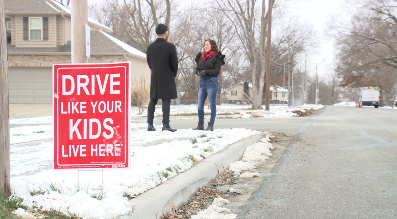 Platte County mother backs prosecutor's call for stricter school bus passing laws