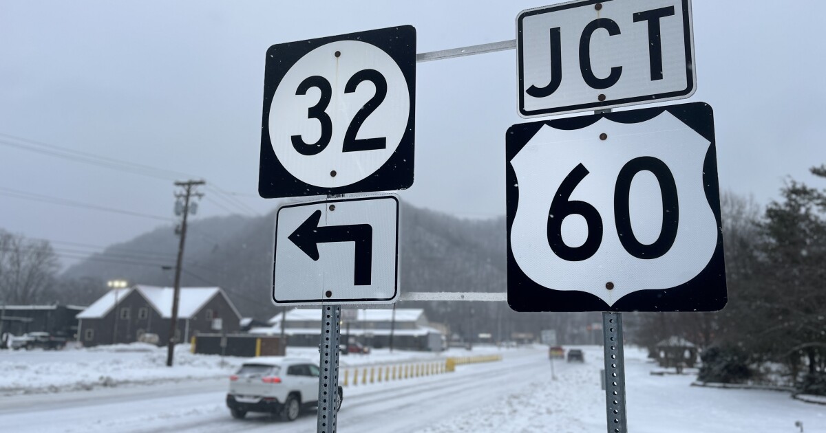 Eastern Kentucky residents venture out despite winter weather