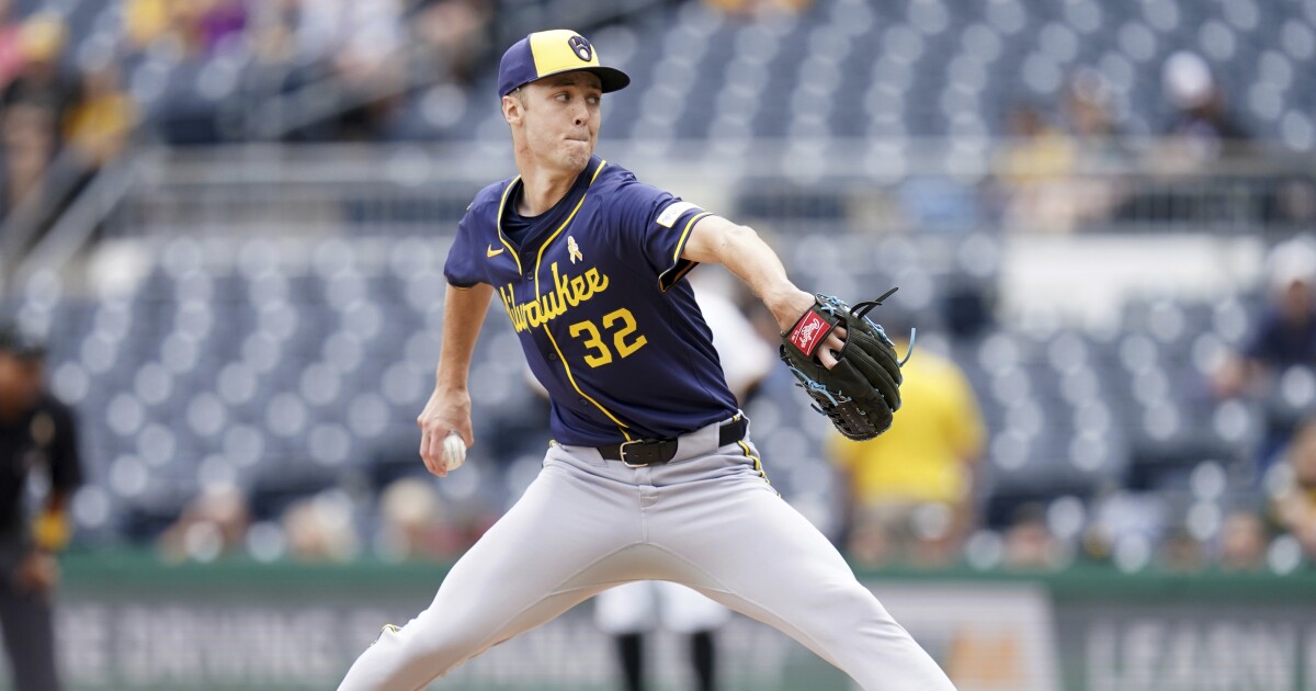 Brewers Complete Three-Game Sweep Over Pirates