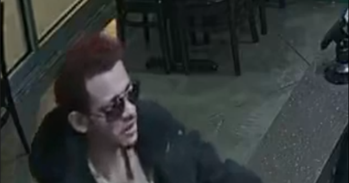 Denver police searching for suspect in aggravated robbery on Monday