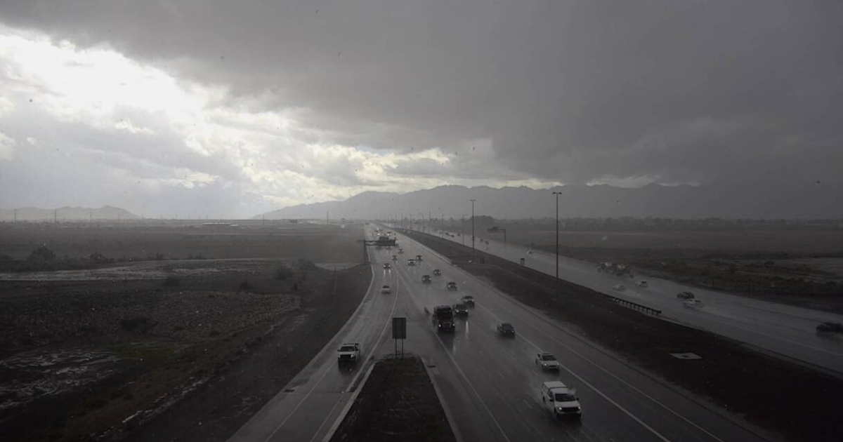POWER OUTAGES: Thousands without power across the Valley after monsoon storms