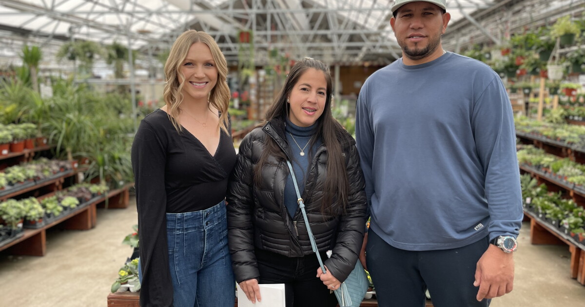 Echter's Garden Center helping provide jobs to newly arrived migrants in Arvada - Vimarsana News