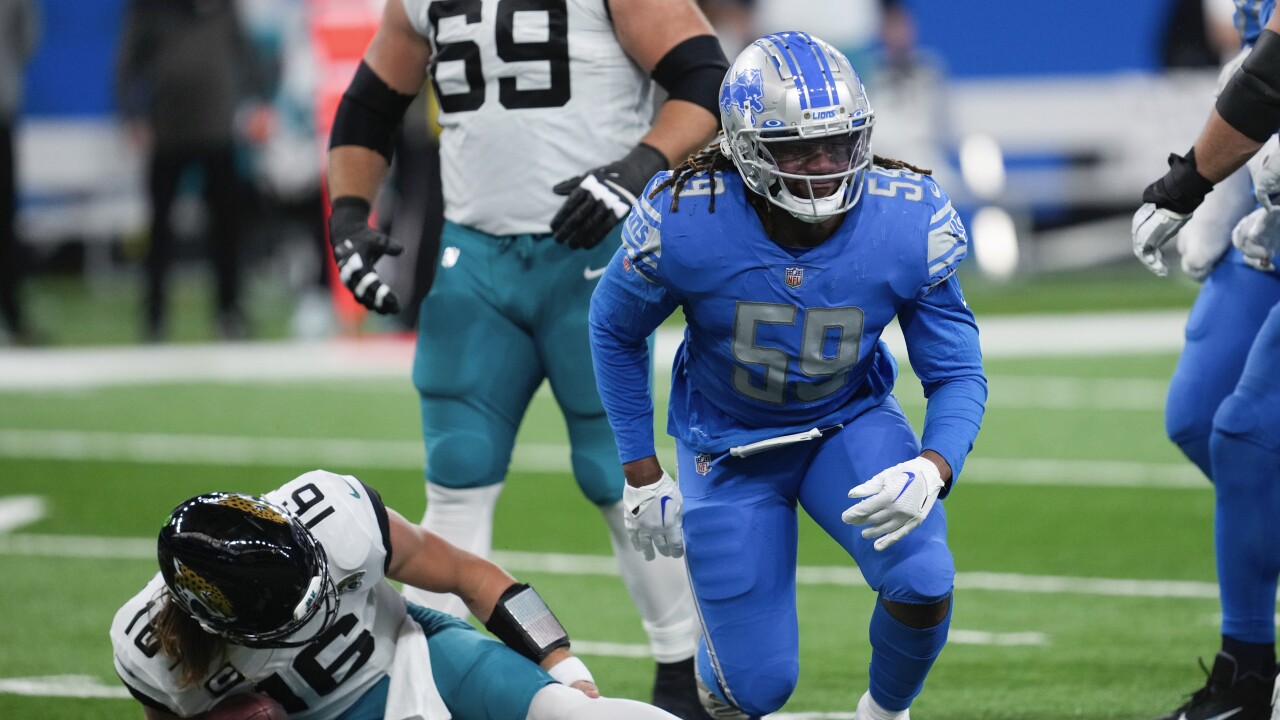 James Houston Promises Years Of Terrorizing NFL Offenses With Aidan james-houston-promises-years-of-terrorizing-nfl-offenses-with-aidan