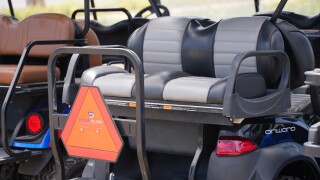 GOLF CART