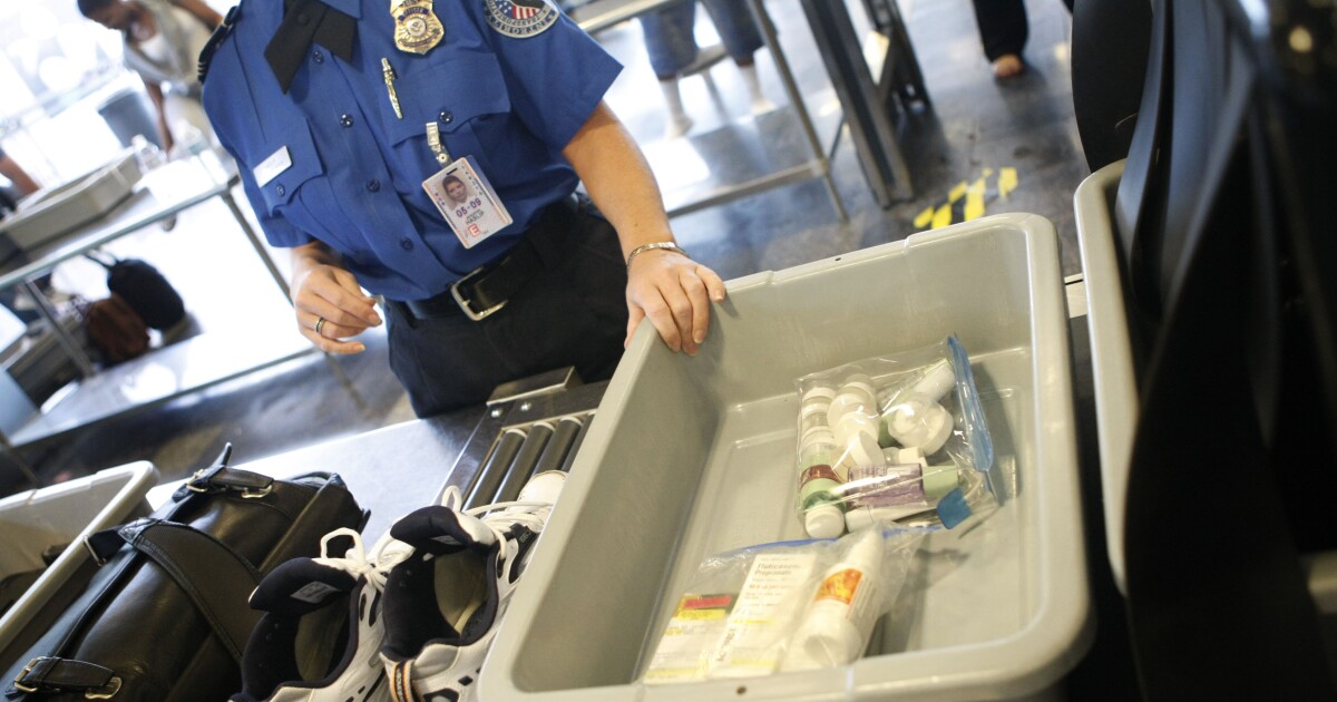 Lawmakers eye a new secretary of Homeland Security as shutdown drags on