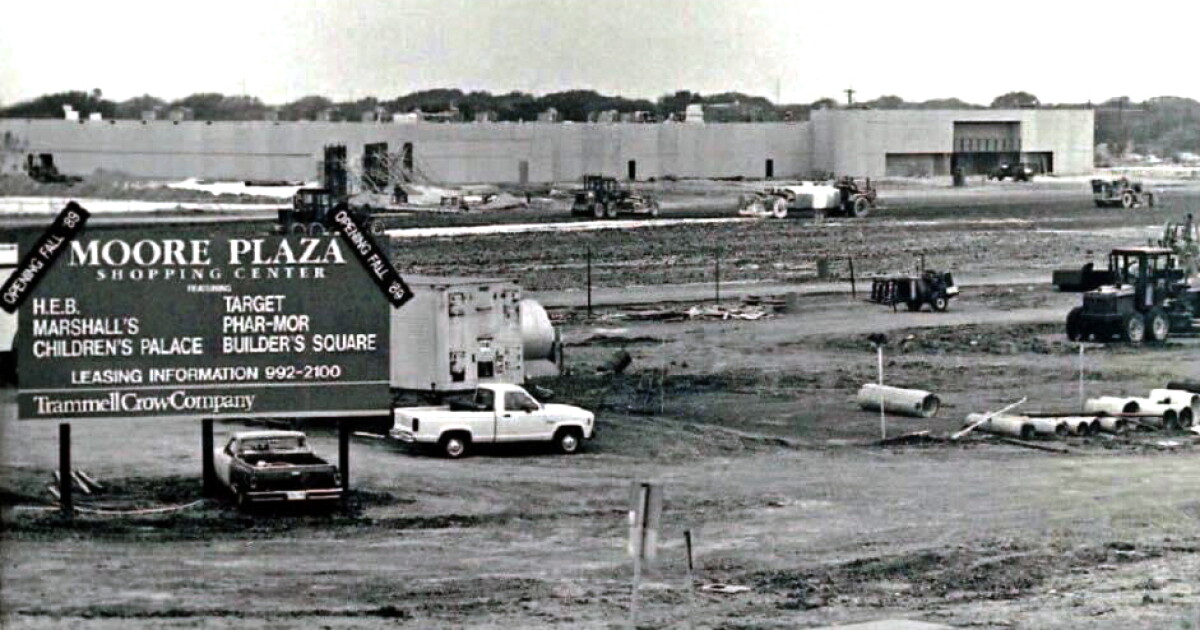 A penny at at time: The story of Moore Plaza - Vimarsana News