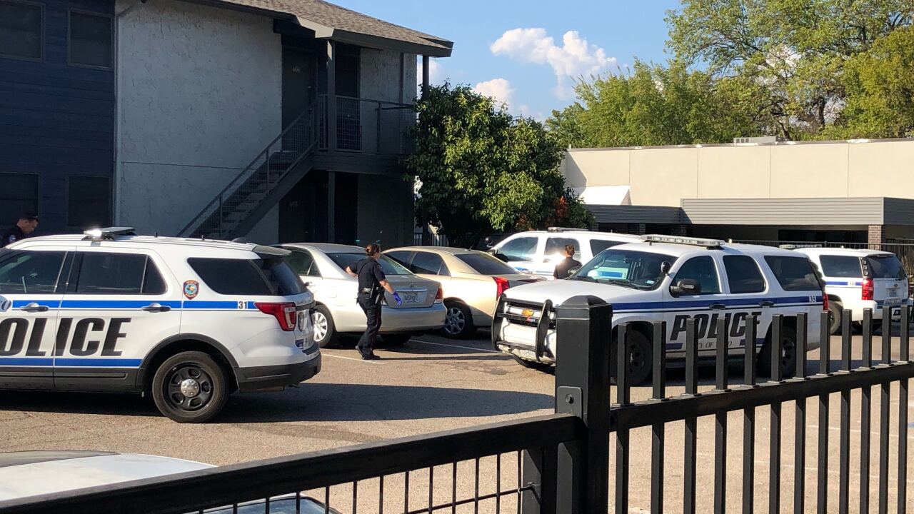 Baylor warns students to shelter in place after shooting