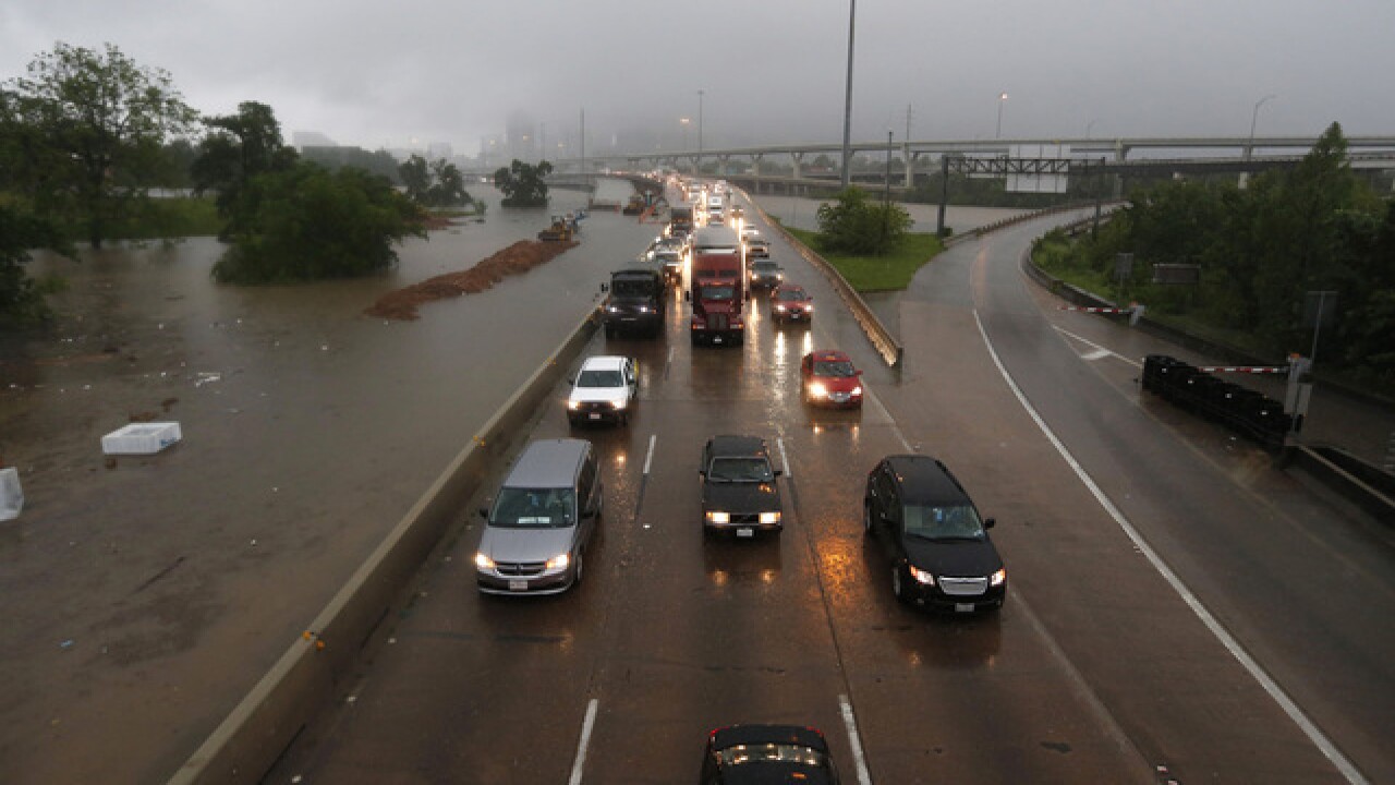 PHOTOS: 4 killed, 900 rescued from SW flooding