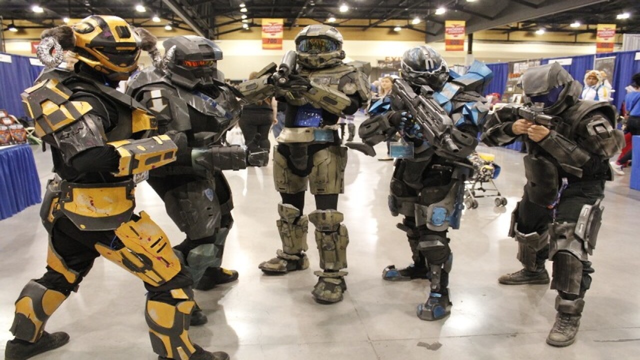 Phoenix Fan Fest: See some of the top costumes