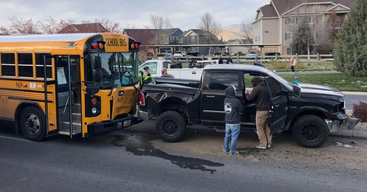 No injuries following Eagle Mountain school bus accident