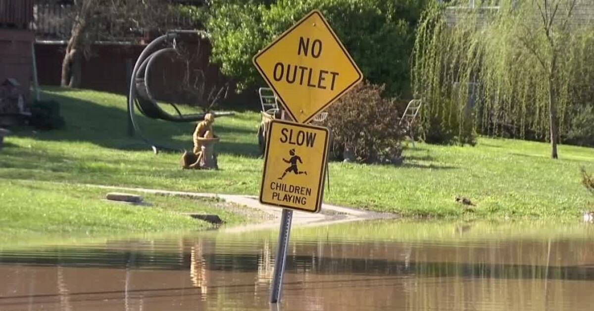Flooding in Knox Co. blocks roads, residents stuck at home