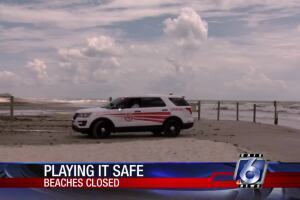 beaches closed 0724.jpg