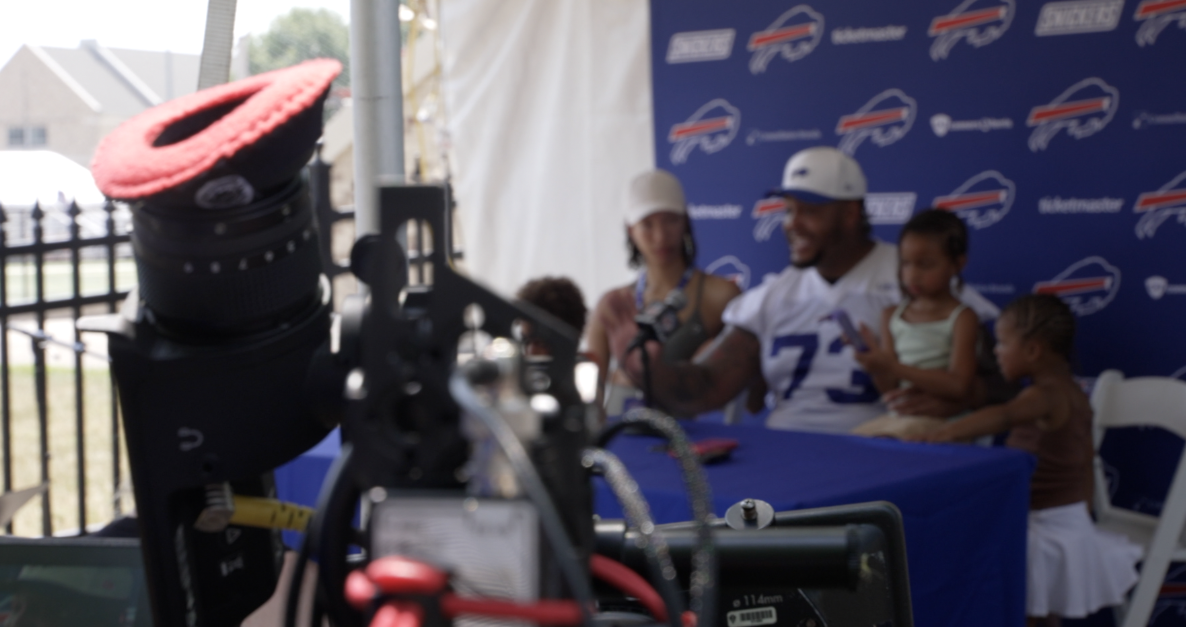Dion Dawkins with family