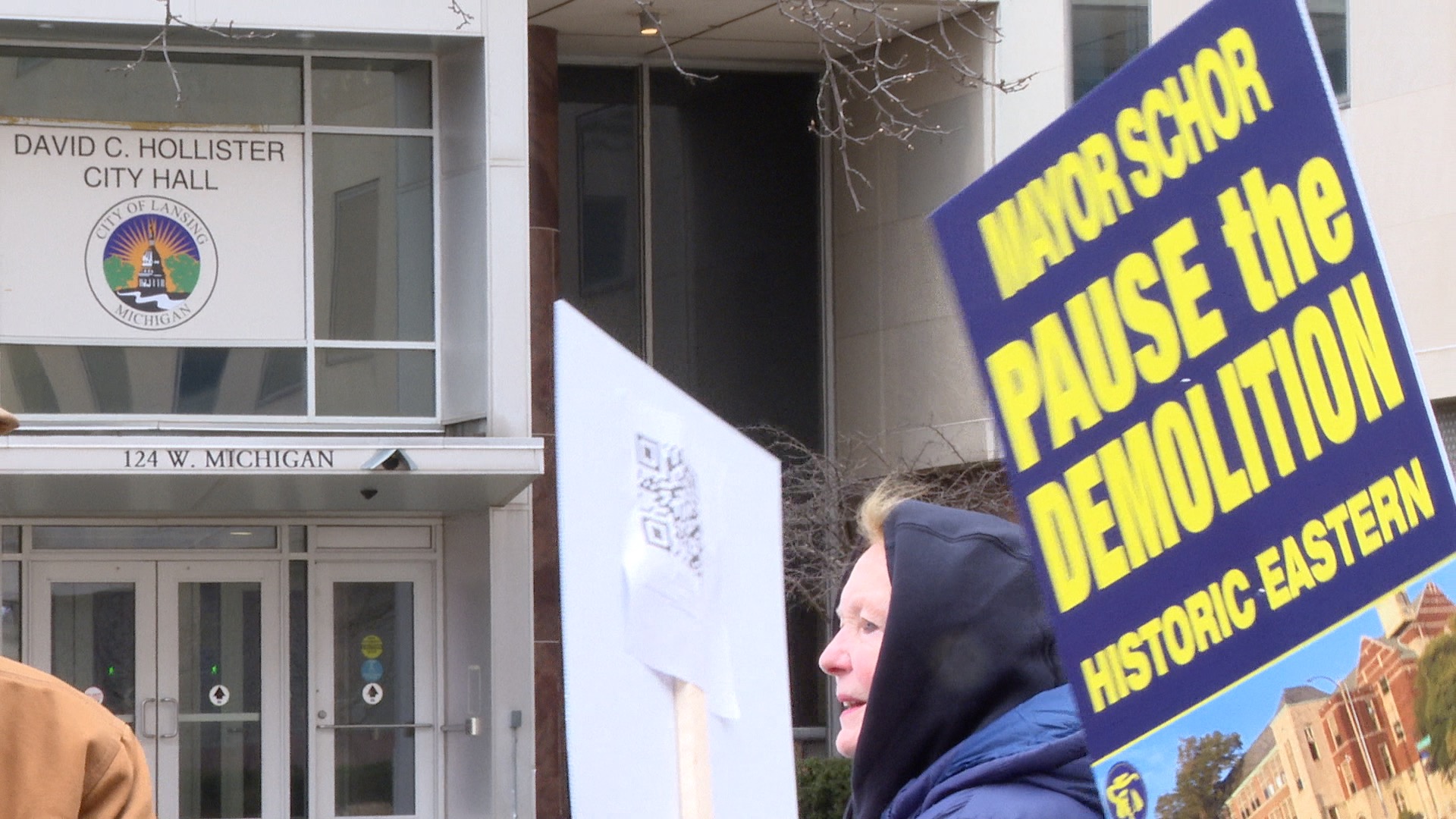 Picketers call for pause in Eastern HS demolition