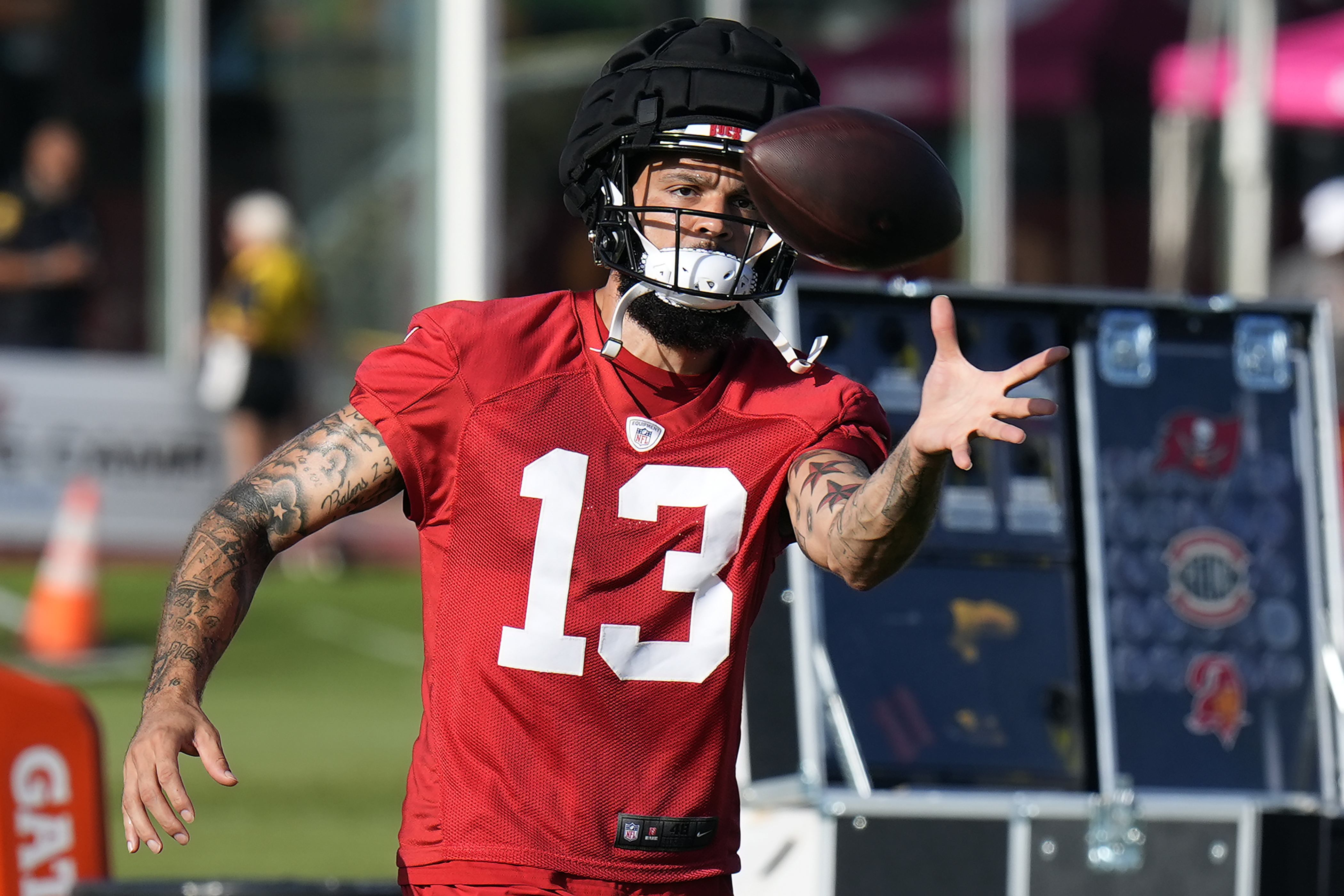Mike Evans