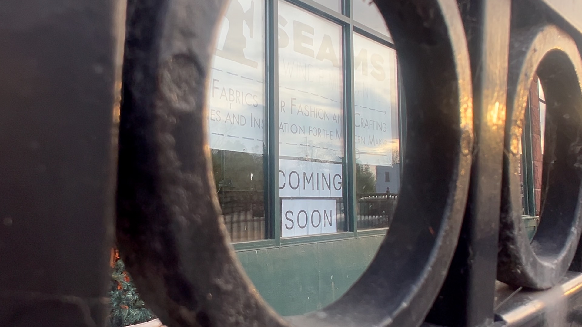 Seam's Fabric Lansing Location Coming Soon May 2025