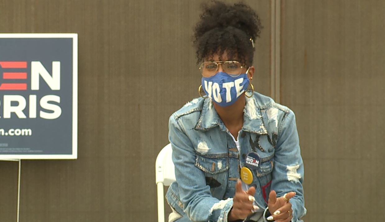 Kerry Washington in Arizona for Joe Biden