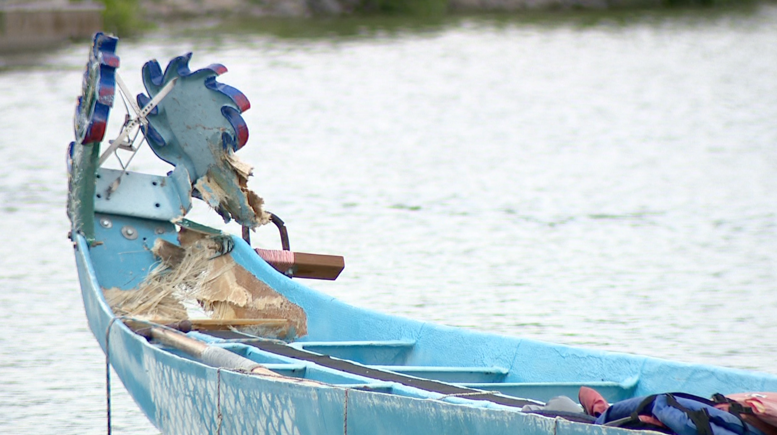 dragon boat damaged by lightning.jpeg