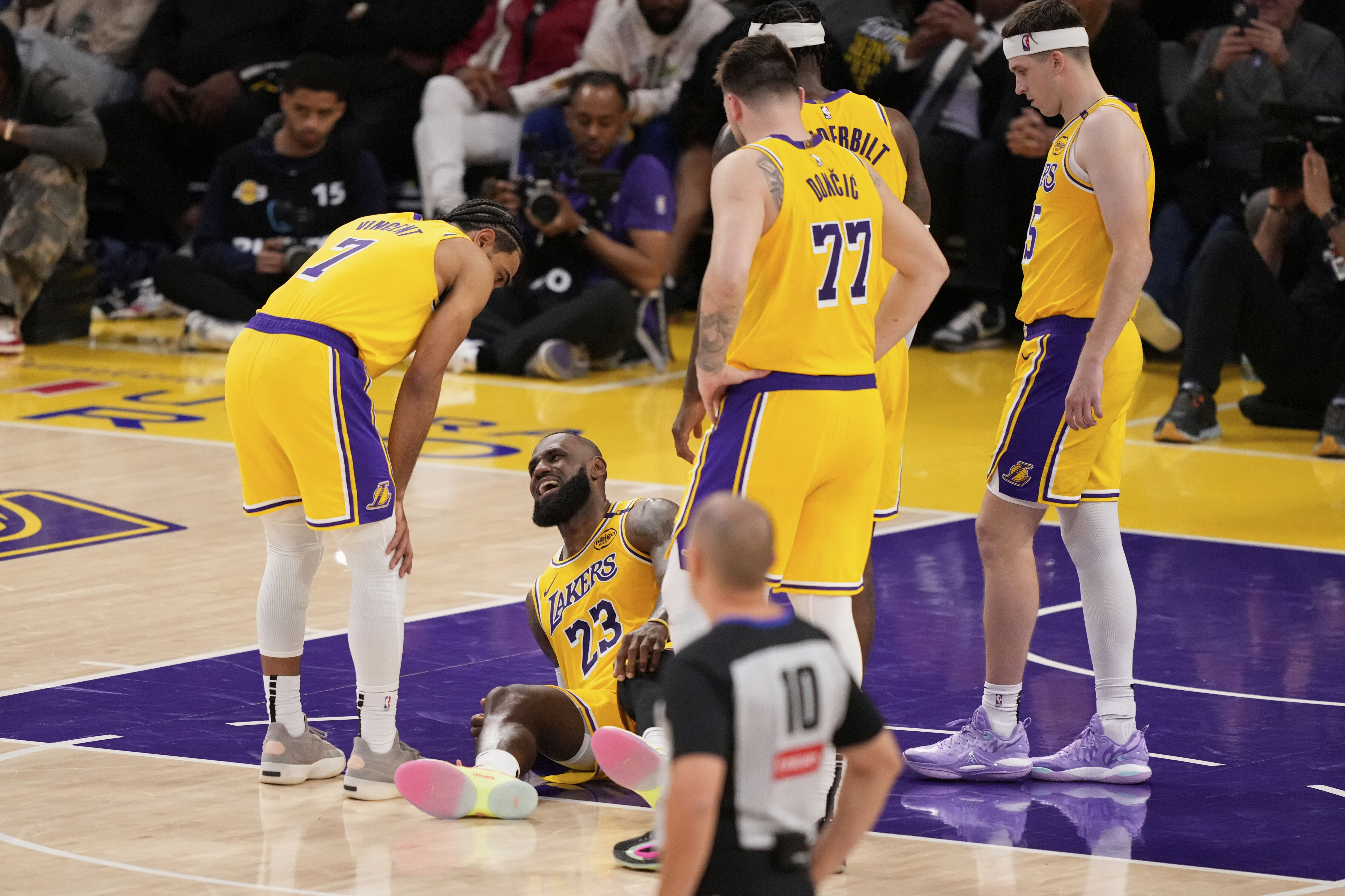 Timberwolves Lakers Basketball