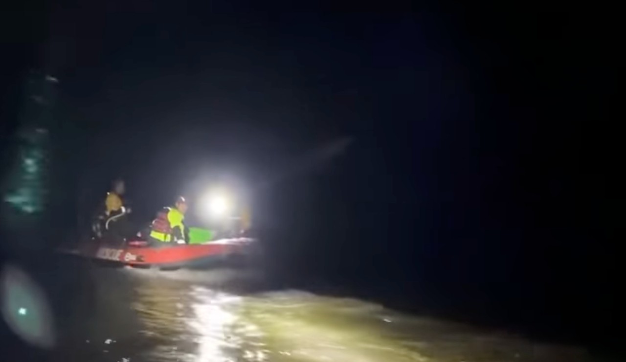 Missoula Fire Department Night River Rescue