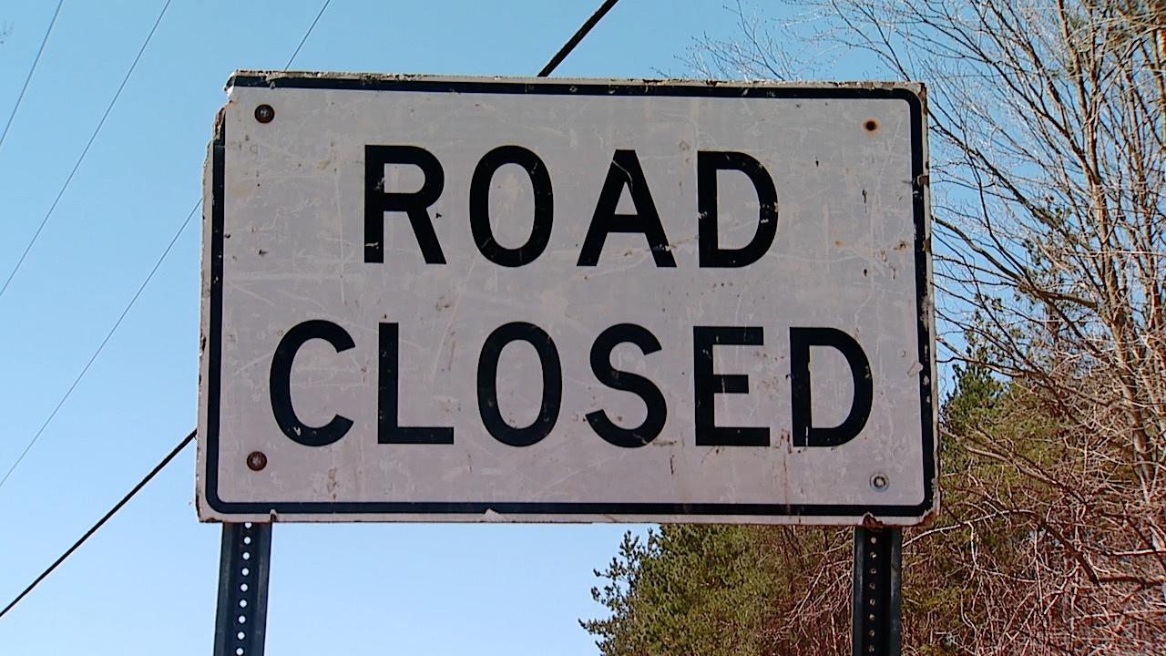 closed sign.jpg