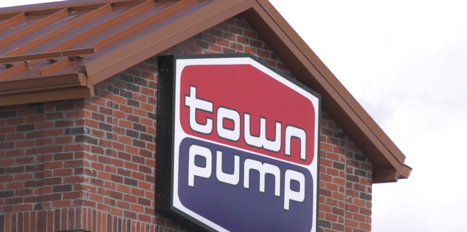 Town Pump Sign