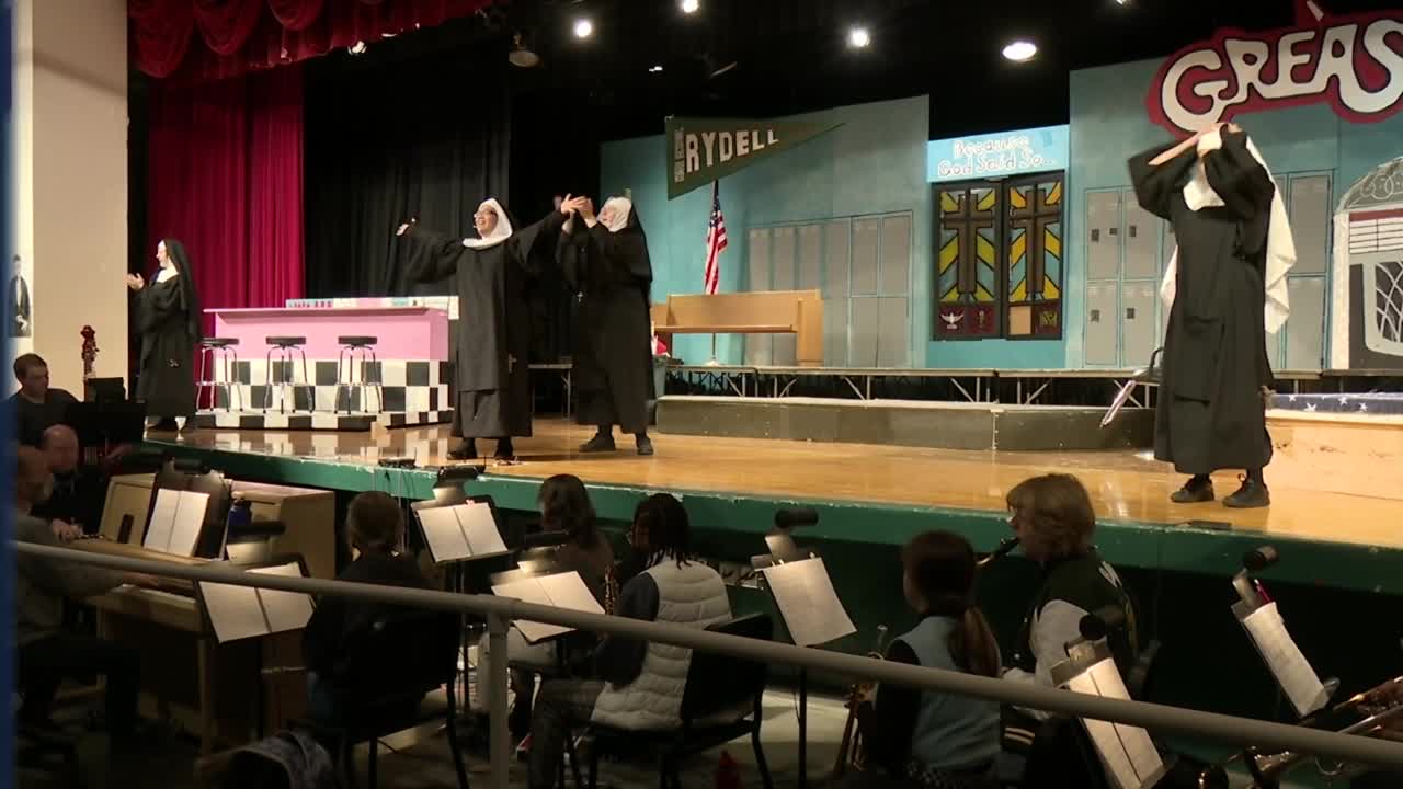CMR students prepare to present "Nunsense"