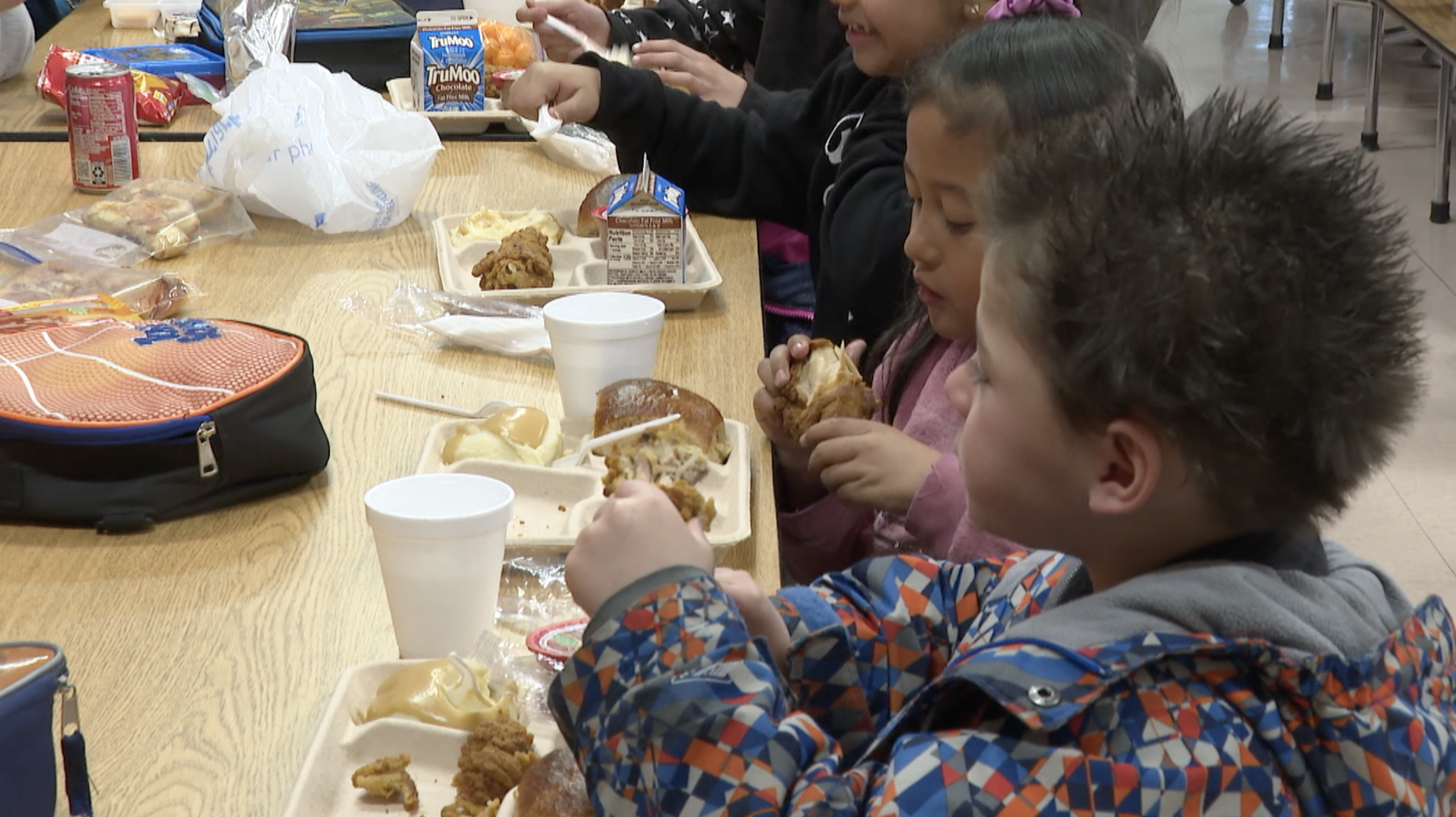 Universal free school meals ending: How that impacts Tucson school districts