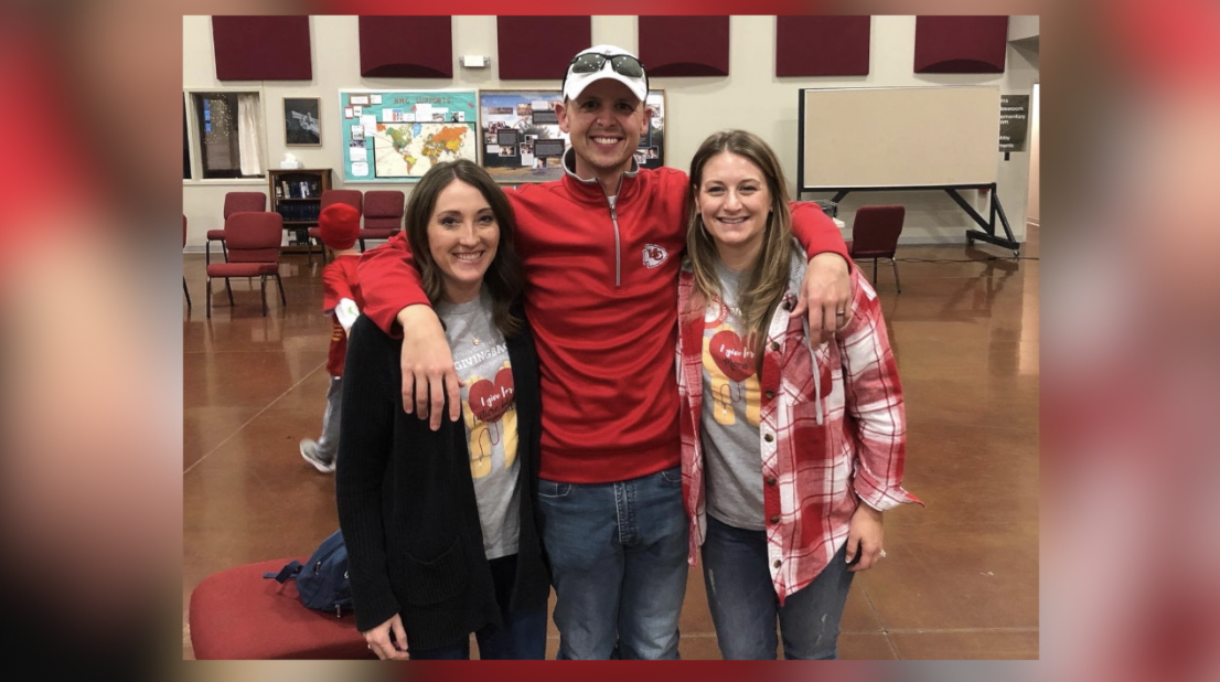 Group of friends host blood drive after they all needed transfussions