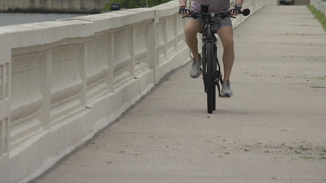 Women report feeling unsafe on Bayshore Boulevard after man allegedly follows, photographs runners