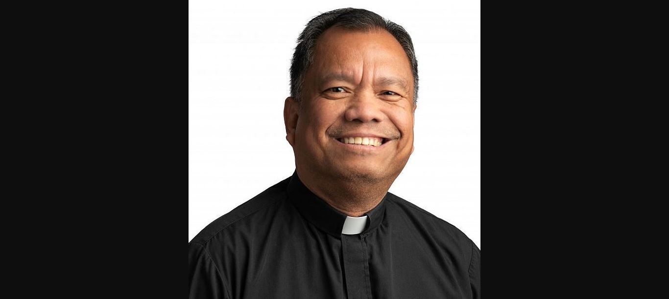 father rodillas.JPG