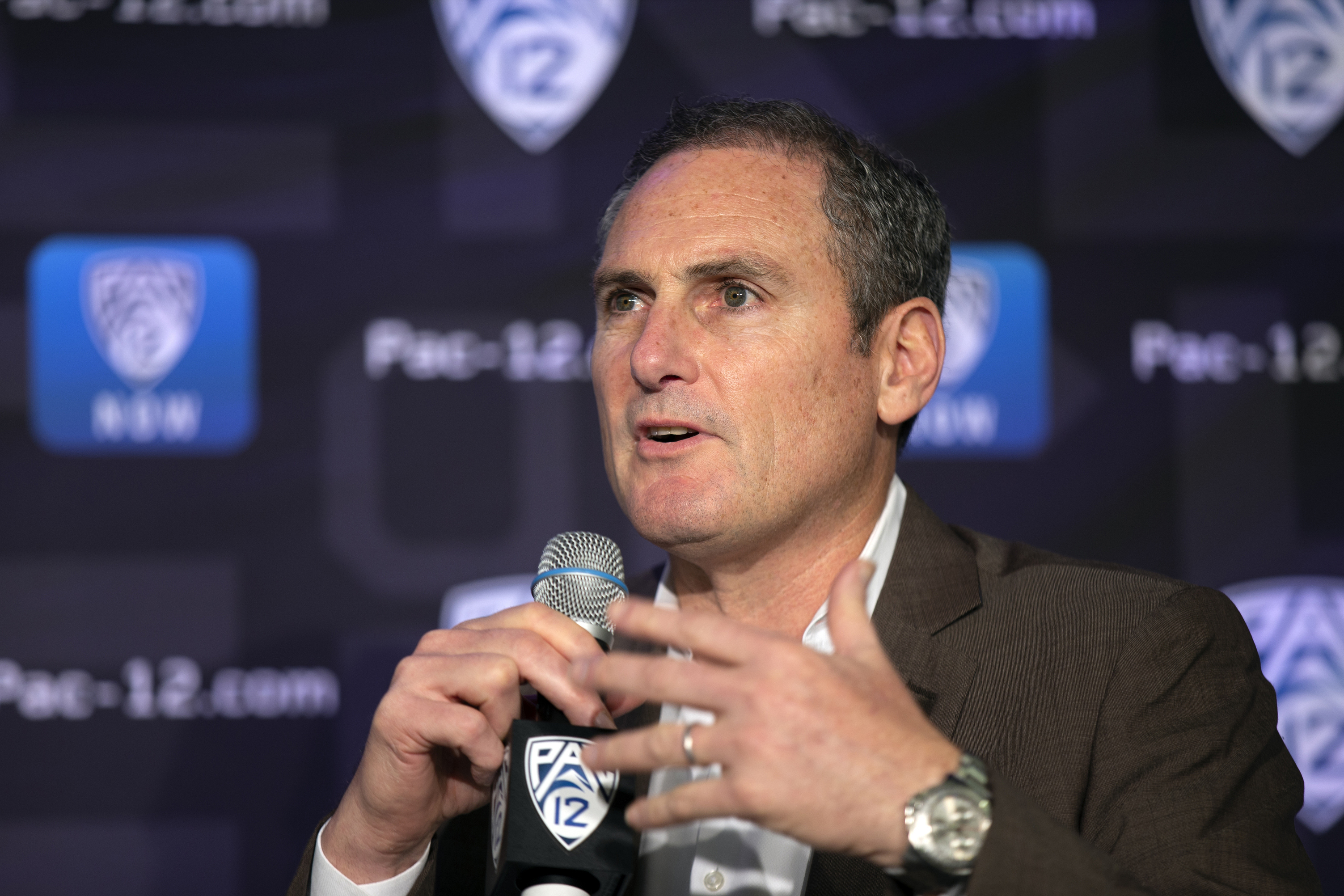 Pac-12-Scott Resignation