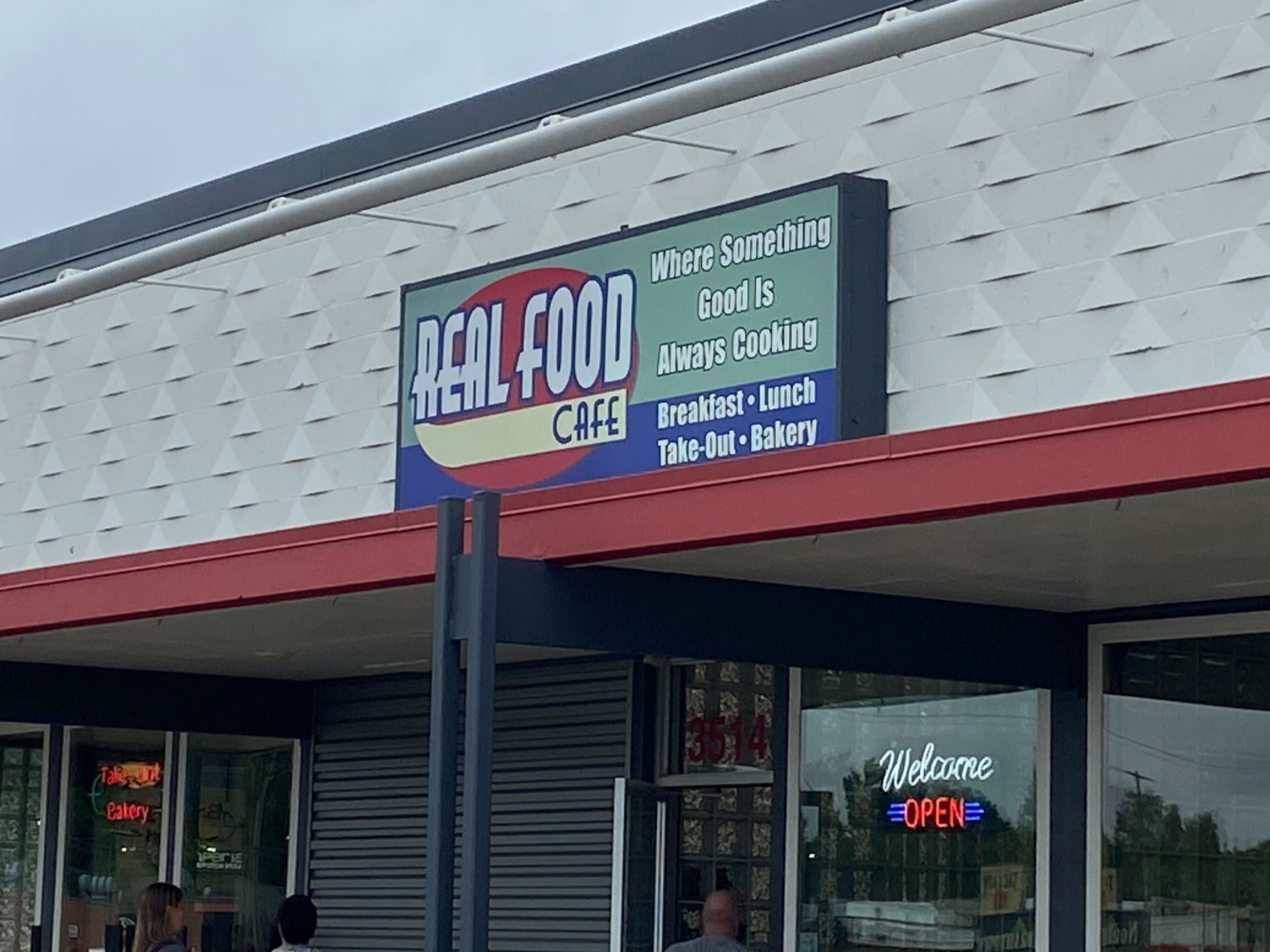 Real Food Cafe serves customers amid power outage