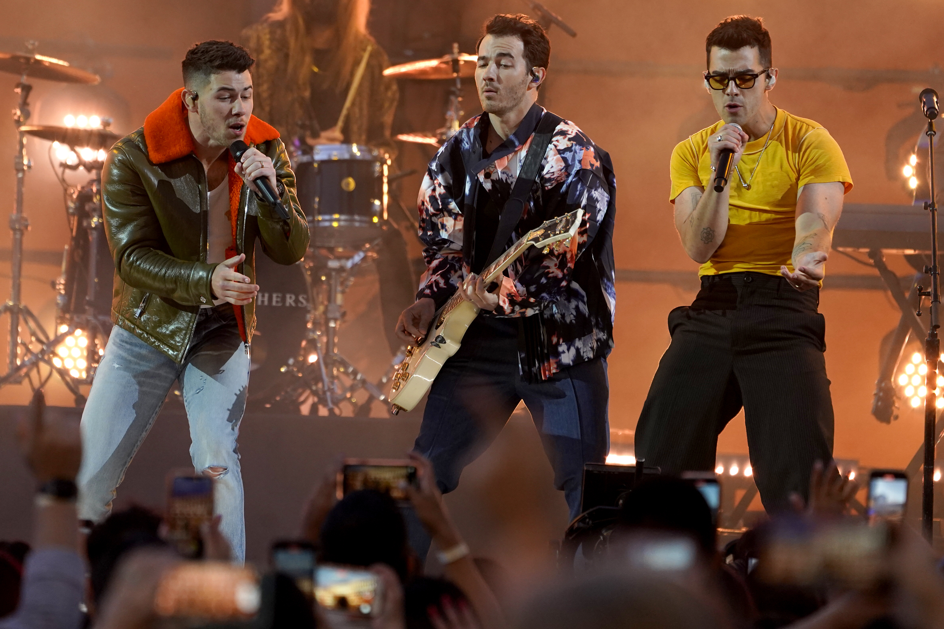 Nick Jonas, Kevin Jonas, Joe Jonas