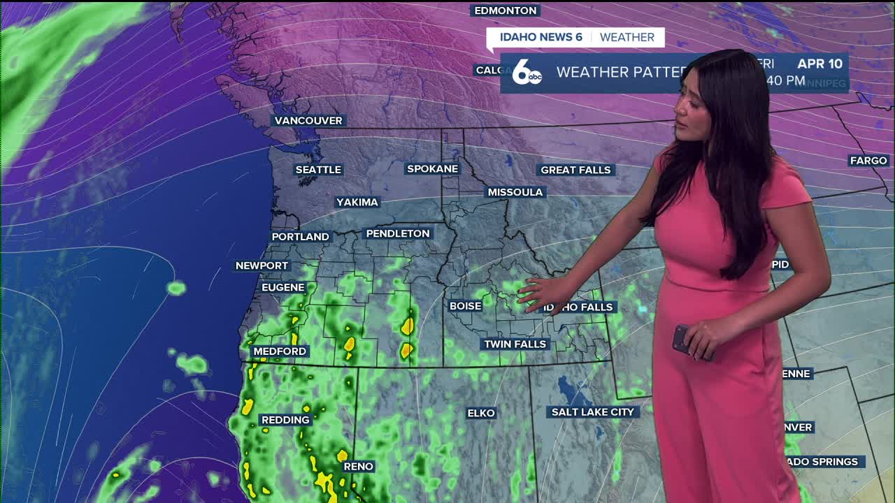 Forecast: sunny now, changes ahead 