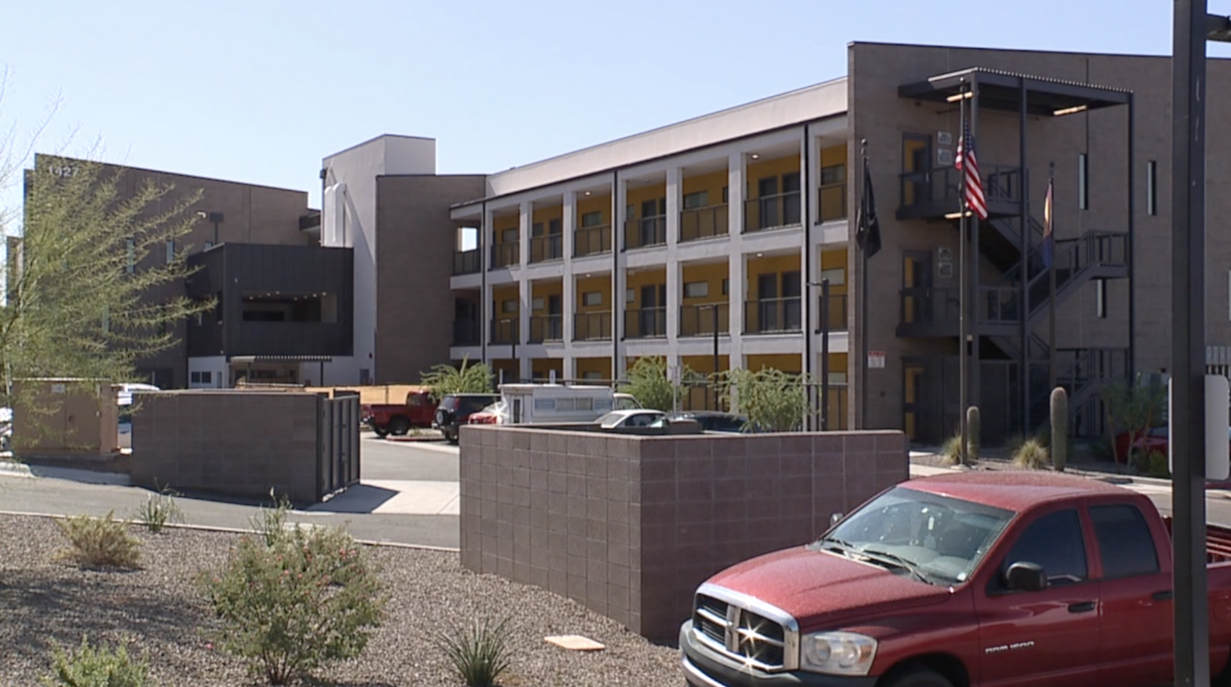 Dunlap Pointe Apartments in Phoenix