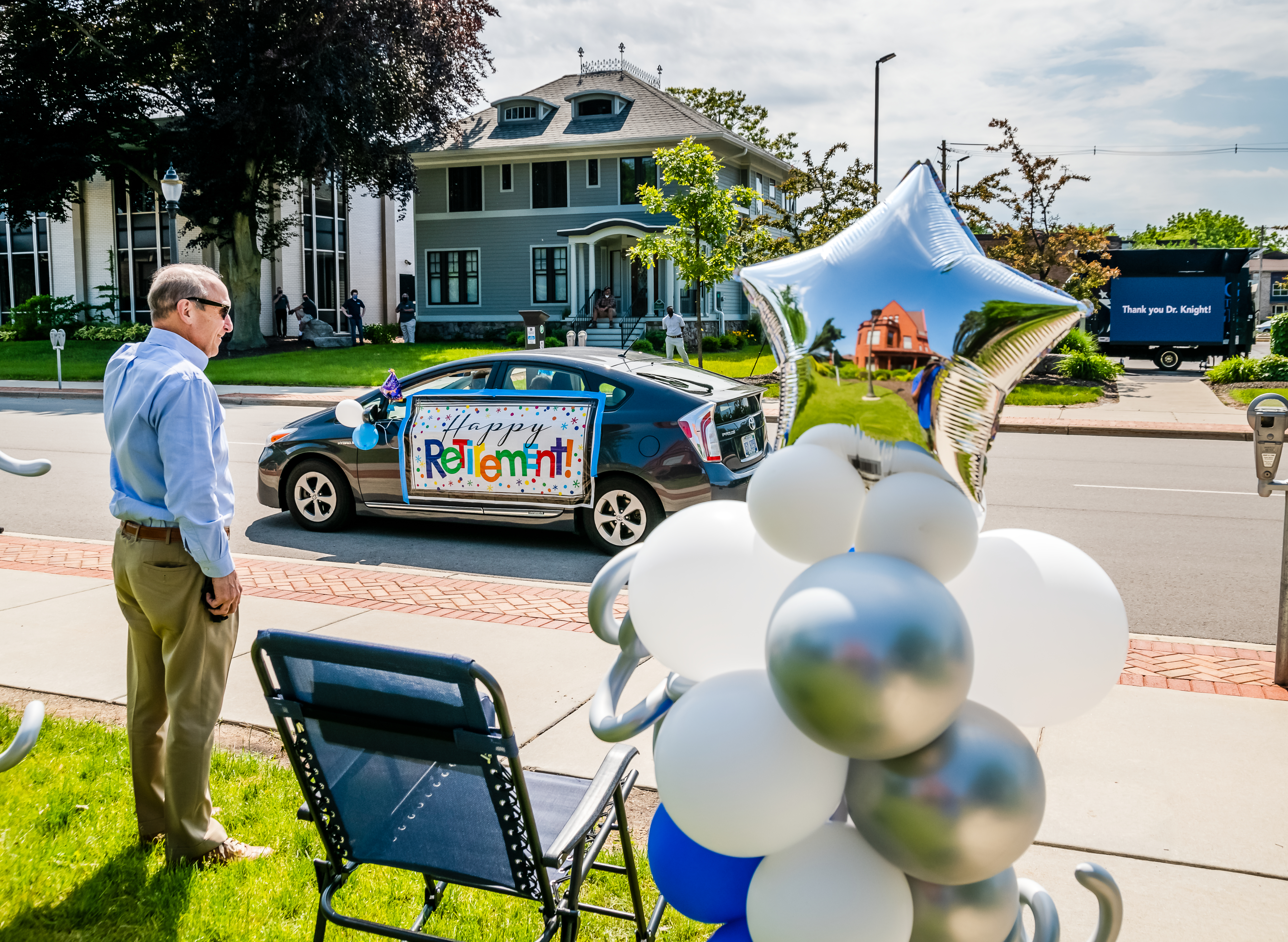 Drive-By Farewell Parade for Dr. Knight