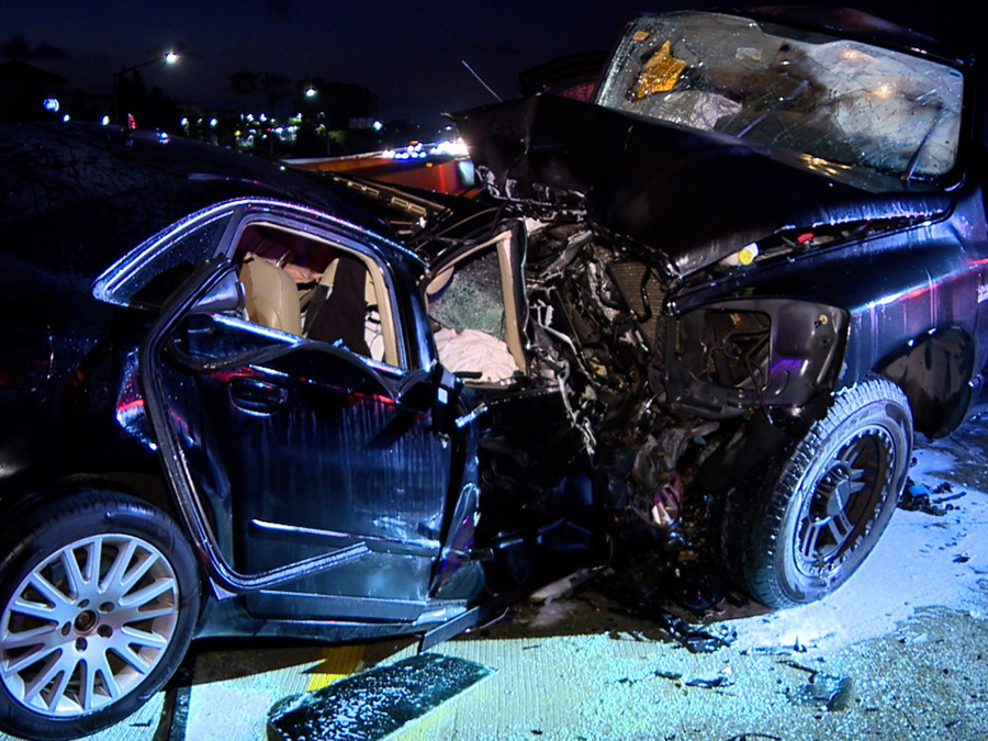 carlsbad_wrong_way_crash1_120123.jpg